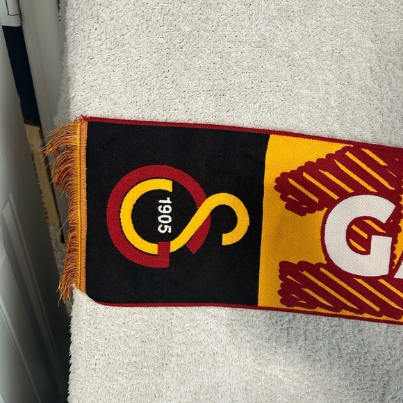 Mayatki Red and Yellow Scarf - Picture 4 of 6